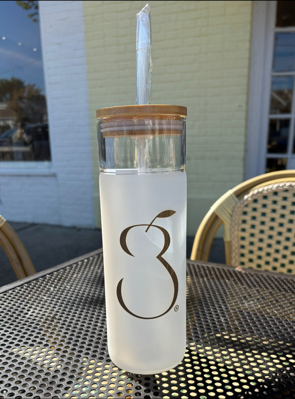 25oz Golden Pear Logo Glass Bottle